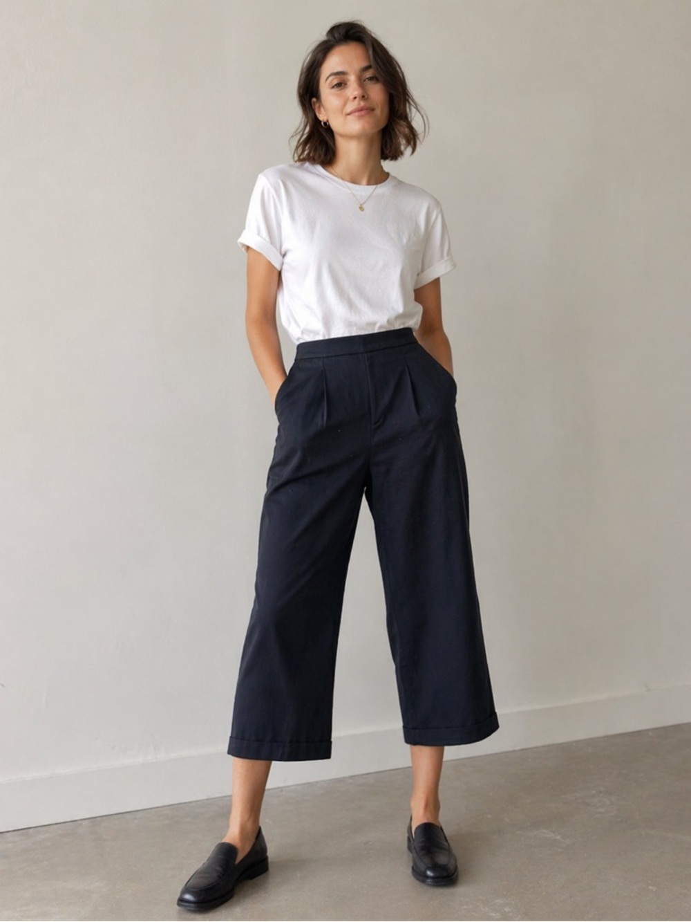 Vintage Wide Leg Cropped Trousers in Navy